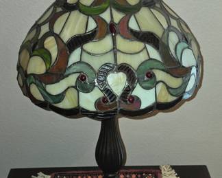 Tiffany Style Lamp Off