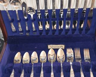 Silverplate Flatware Set