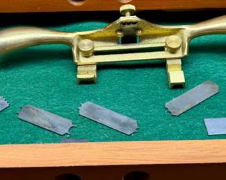 Vintage Lie-Nielson #66 Bronze Hand Beading Tool with 8 Blades.