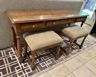 Oak sofa table with drawers plus two matching stools