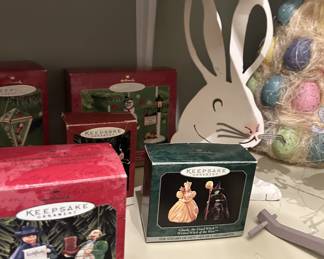 Hallmark Keepsake Wizard of Oz ornament sets, lot of boxes
