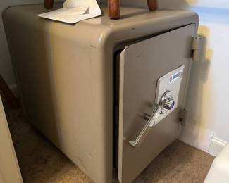 $40 Safe with combination