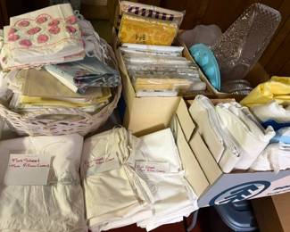 Sheets & Linens