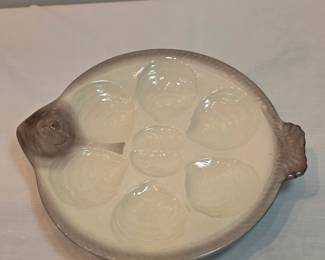 Oyster Plate C Shape Of A Fish