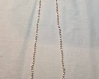 Antique White Pearl Necklace