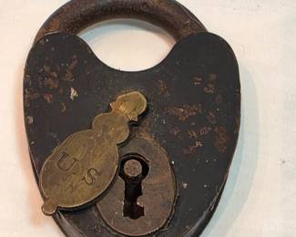 Old Lock No Key