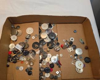 Buttons Lot