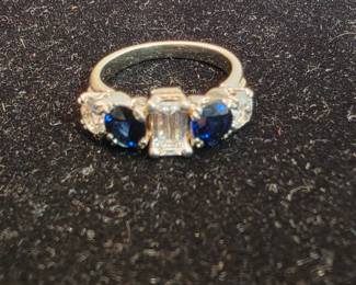 14k Gold Ring With Diamonds And Sapphire