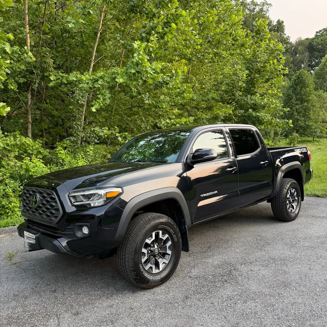  01 2020 Toyota Tacoma 4x4 TRD Off Road NO LIENS 3.5L Midnight Black Metallic 30,402 Miles