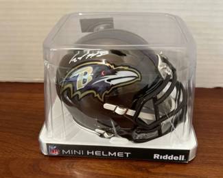 Beckett Witnessed Lamar Jackson Signed Chrome Baltimore Ravens Mini Riddell Helmet