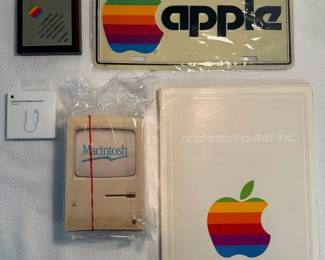  04 Vintage Apple Computer Memorabilia Lot  Rainbow Logo License Plate, Sales Award, Macintosh Memo Pad