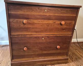 Ethan Allen Wood 2Drawer File Cabinet with Key