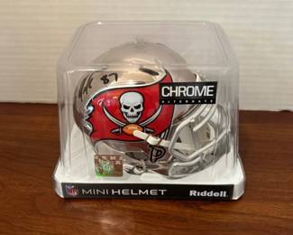Authenticated Rob Gronkowski Signed Chrome Tampa Bay Buccaneers Mini Riddell Helmet