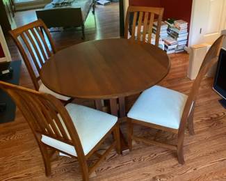 Vintage Ethan Allen American Impressions Dining Table And 4 Chairs