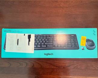 Logitech MK270 Wireless Keyboard Mouse Combo FullSize New Sealed