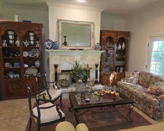 Terrell Hills Treasures on Canterbury Hill, Furniture, Art, Entertaining, China, Crystal, Rugs