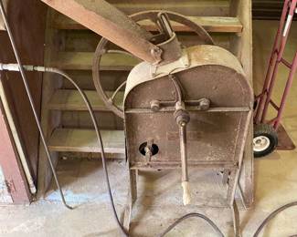 Corn sheller