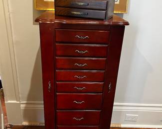 Jewelry cabinet
