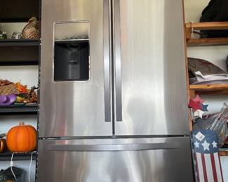 Refrigerator