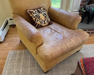 Henredon Leather Upholstered Lounge Chair