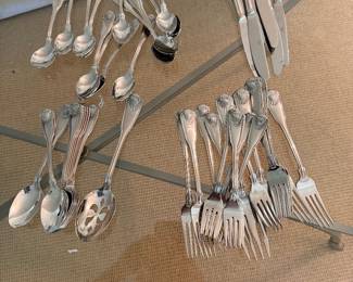 Towle Flatware Set