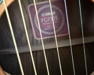 Yamaha FG730S