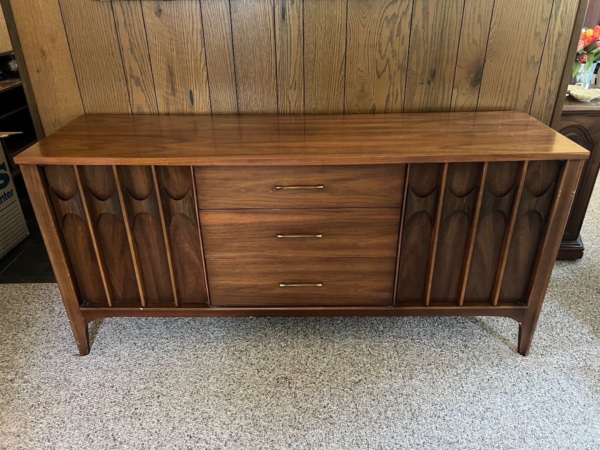 Kent Coffey Perspecta vintage cabinet