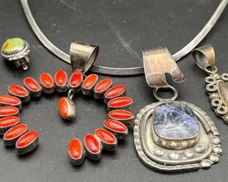 Vintage Southwestern Sterling Necklace, Earring And Pendant Set