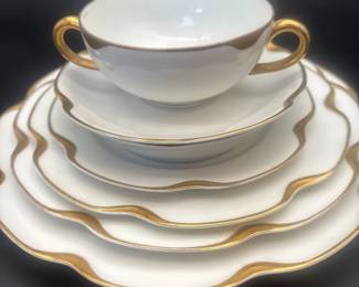 Antique Haviland Co. Limoges France 7Piece Gold Trim Place Setting d