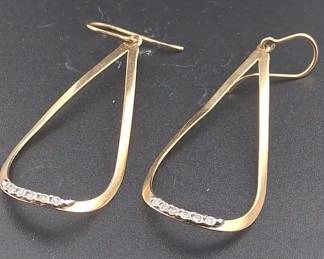 14K Tear Drop Earrings