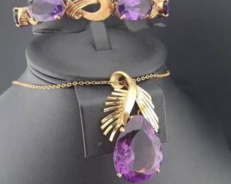 Gold Jewelry, Antiques, & Art Deco Online Auction by Caring Transitions - Ends 7/28!