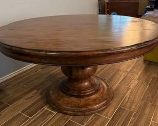 Solid Wood, Walnut 5ft Round Dining Table
