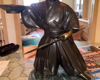 Bronze figure of Mori Tahei, Japanese samurai