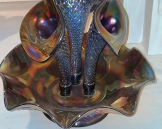Vintage 3-horn / Lily Epergne tabletop centerpiece
