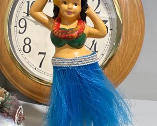 Hula doll, so cute!
