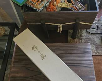 Vintage Japanese Samurai armor display set & traditional folding fan - like new
