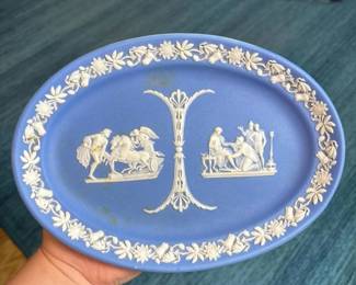 012 wedgwoodbluewhitejasperwareovaltray