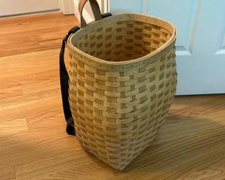 003 adirondackpackbasketwithbackpackstr