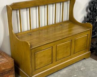 128 shakerstylesolidwoodstoragebench