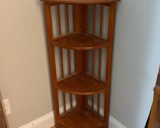 155 fourtierwoodencornershelf