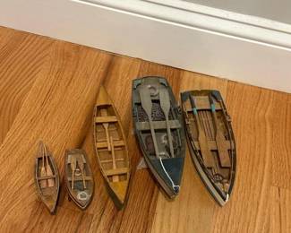 180 collectionoffivesmalldecorativewood