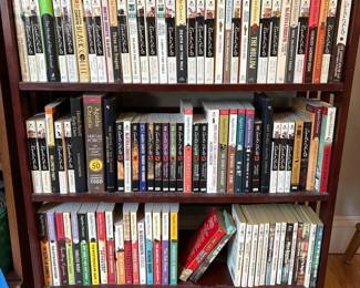 168 largeagathachristiebookcollectionwi