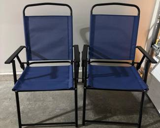 278 pairofbluefoldingcampchairs