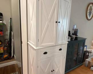043 homcomwhitefreestandingkitchenpantry