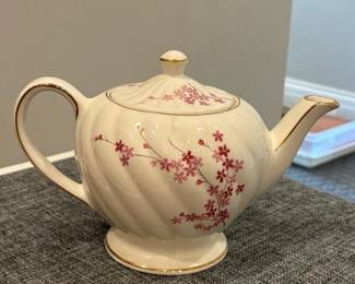036 vintagegibsonsenglandporcelainteapot