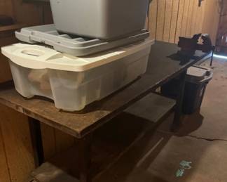 Wooden work bench