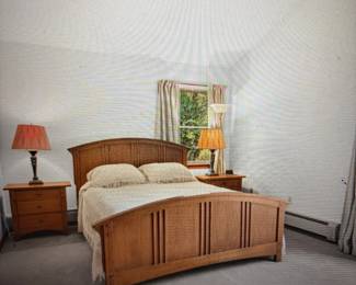 Thomasville bedroom set