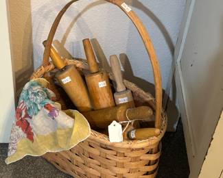 Wood rolling pins