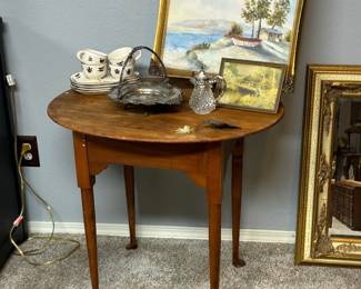 Antique small round table