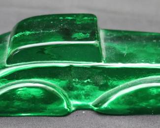 V. Nason & Co. Emerald Green Art Glass 